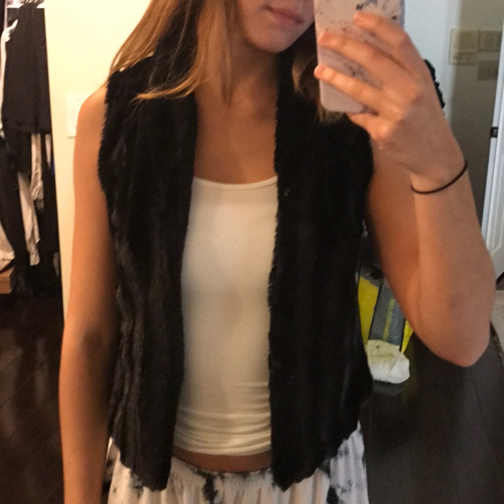 Black faux fur vest from Pinc premium